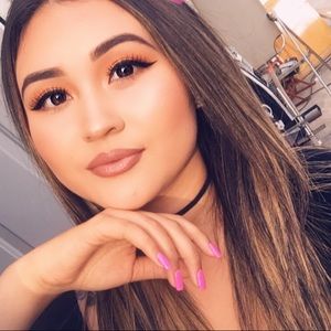 Meet your Posher, Vickie